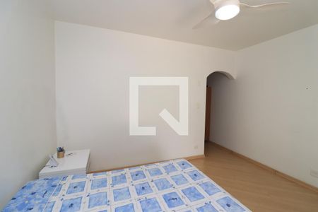 Casa à venda com 240m², 3 quartos e 2 vagasQuarto Suíte
