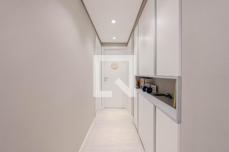 Apartamento para alugar com 110m², 3 quartos e 1 vaga Apartamento para alugar com 110m², 3 quartos e 1 vagaCorredor