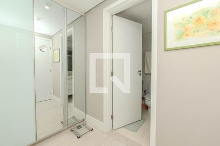 Apartamento para alugar com 110m², 3 quartos e 1 vaga Apartamento para alugar com 110m², 3 quartos e 1 vagaCloset da suíte 1