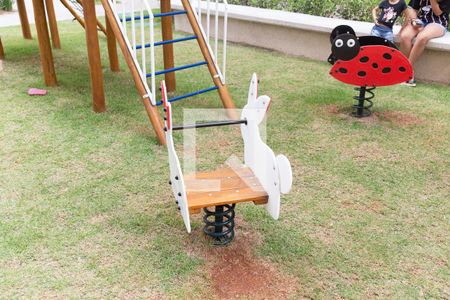 Apartamento para alugar com 42m², 2 quartos e 1 vaga Apartamento para alugar com 42m², 2 quartos e 1 vagaPlayground