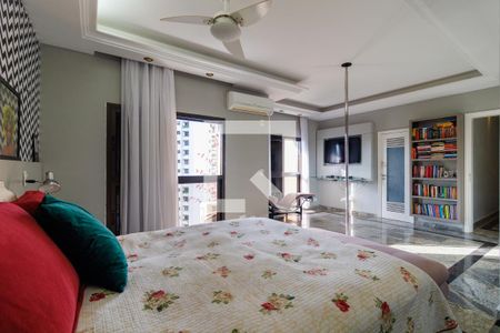 Apartamento à venda com 213m², 3 quartos e 3 vagas Apartamento à venda com 213m², 3 quartos e 3 vagasSuíte 1