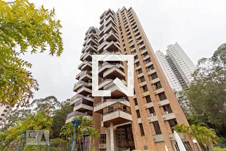 Apartamento à venda com 213m², 3 quartos e 3 vagas Apartamento à venda com 213m², 3 quartos e 3 vagasFachada