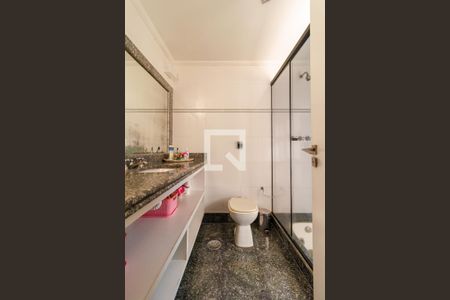 Apartamento à venda com 213m², 3 quartos e 3 vagas Apartamento à venda com 213m², 3 quartos e 3 vagasBanheiro da Suíte 3
