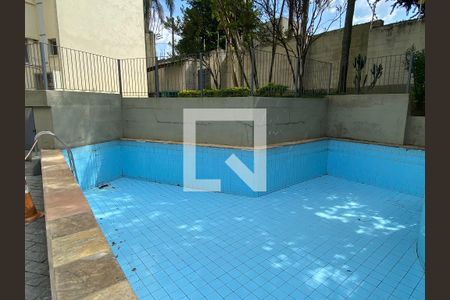 Apartamento à venda com 62m², 2 quartos e 1 vaga Apartamento à venda com 62m², 2 quartos e 1 vagaÁrea comum - Piscina
