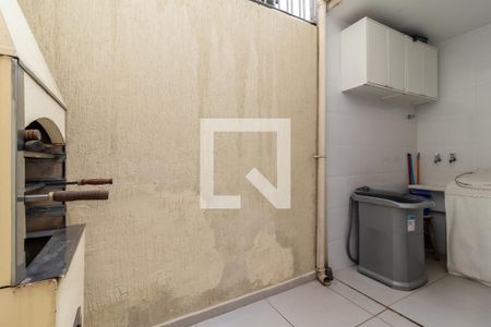 Casa à venda com 89m², 2 quartos e 2 vagasQuintal e Churrasqueira