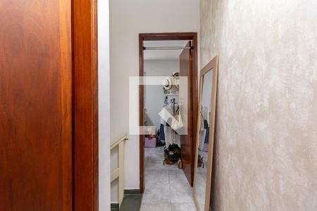 Casa à venda com 89m², 2 quartos e 2 vagasCorredor dos Quartos