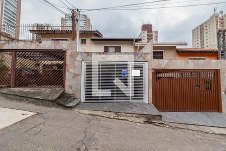 Casa à venda com 89m², 2 quartos e 2 vagasFachada