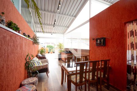 Apartamento à venda com 130m², 2 quartos e 2 vagas Apartamento à venda com 130m², 2 quartos e 2 vagasCobertura