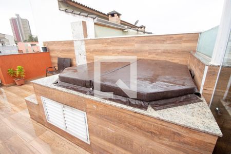 Apartamento à venda com 130m², 2 quartos e 2 vagas Apartamento à venda com 130m², 2 quartos e 2 vagasJacuzzi