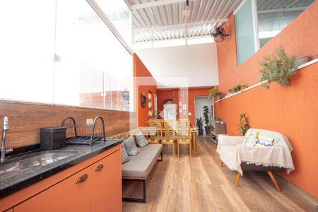 Apartamento à venda com 130m², 2 quartos e 2 vagas Apartamento à venda com 130m², 2 quartos e 2 vagasCobertura