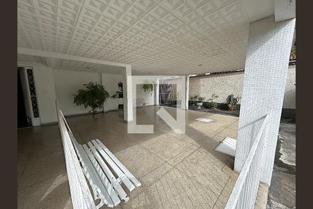 Apartamento à venda com 72m², 2 quartos e 1 vagaÁrea comum