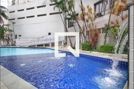 Apartamento à venda com 176m², 4 quartos e 3 vagas Apartamento à venda com 176m², 4 quartos e 3 vagasPiscina