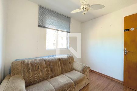 Quarto 2 de apartamento para alugar com 2 quartos, 38m² em Protásio Alves, Porto Alegre