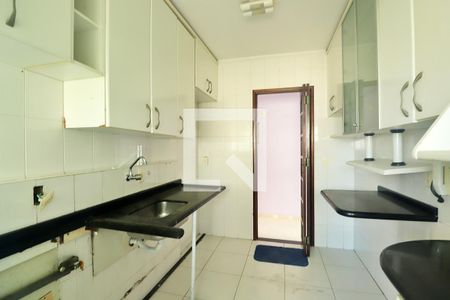 Apartamento à venda com 64m², 2 quartos e 2 vagasCozinha