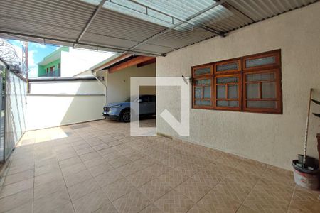 Casa à venda com 600m², 5 quartos e 5 vagasQuintal - Garagem