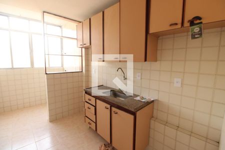 Apartamento à venda com 68m², 2 quartos e 1 vagaCozinha - Armários