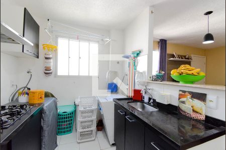 Apartamento para alugar com 49m², 2 quartos e 1 vaga Apartamento para alugar com 49m², 2 quartos e 1 vagaCozinha e Área de Serviço