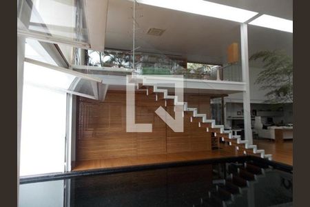 Casa à venda com 750m², 4 quartos e 4 vagas