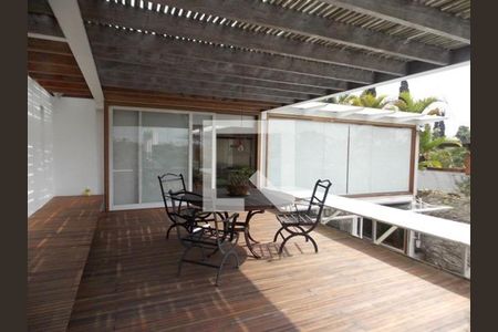 Casa à venda com 750m², 4 quartos e 4 vagas