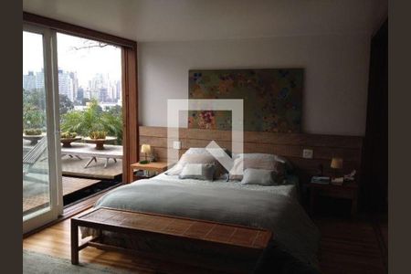 Casa à venda com 750m², 4 quartos e 4 vagas
