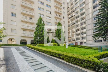 Apartamento à venda com 129m², 3 quartos e 1 vaga Apartamento à venda com 129m², 3 quartos e 1 vagaEntrada