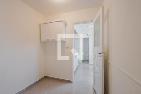 Apartamento à venda com 129m², 3 quartos e 1 vaga Apartamento à venda com 129m², 3 quartos e 1 vagaÁrea de Serviço - Quarto