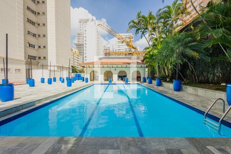 Apartamento à venda com 129m², 3 quartos e 1 vaga Apartamento à venda com 129m², 3 quartos e 1 vagaPiscina