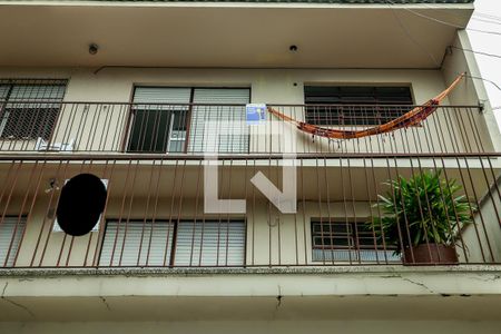 Casa à venda com 452m², 2 quartos e sem vaga Casa à venda com 452m², 2 quartos e sem vagaFachada