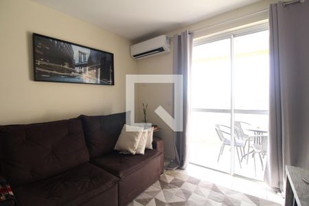 Sala de apartamento para alugar com 1 quarto, 50m² em Barra da Tijuca, Rio de Janeiro