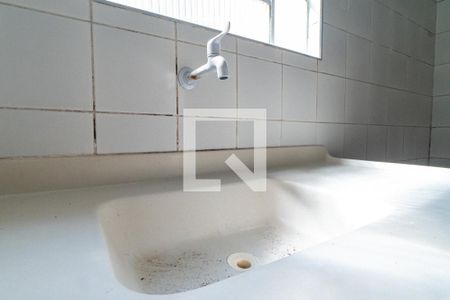 Casa à venda com 70m², 4 quartos e 1 vaga Casa à venda com 70m², 4 quartos e 1 vagaCasa 2 - Cozinha Detalhe