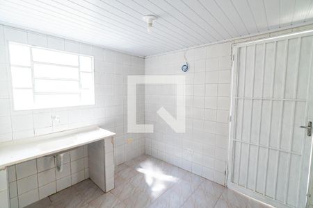 Casa à venda com 70m², 4 quartos e 1 vaga Casa à venda com 70m², 4 quartos e 1 vagaCasa 2 - Cozinha