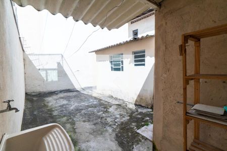 Casa à venda com 70m², 4 quartos e 1 vaga Casa à venda com 70m², 4 quartos e 1 vagaCasa 2 - Lavanderia