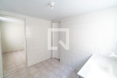 Casa à venda com 70m², 4 quartos e 1 vaga Casa à venda com 70m², 4 quartos e 1 vagaCasa 2 - Cozinha