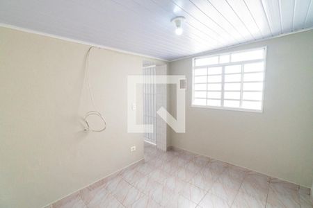 Casa à venda com 70m², 4 quartos e 1 vaga Casa à venda com 70m², 4 quartos e 1 vagaCasa 2 - Sala