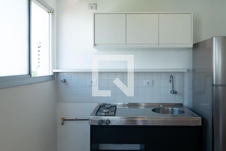 Sala / Cozinha de apartamento para alugar com 1 quarto, 32m² em Consolação, São Paulo