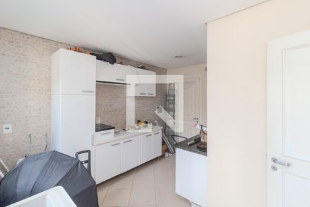 Casa à venda com 300m², 4 quartos e 3 vagas Casa à venda com 300m², 4 quartos e 3 vagasÁrea de Serviço