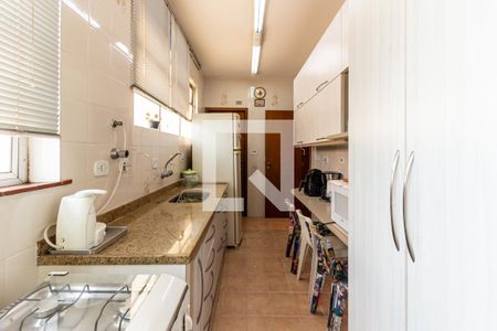 Apartamento à venda com 100m², 2 quartos e 1 vaga Apartamento à venda com 100m², 2 quartos e 1 vagaCozinha