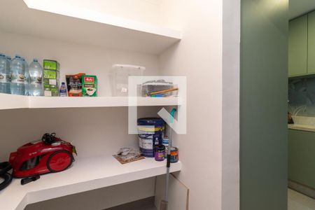 Apartamento à venda com 80m², 2 quartos e 2 vagasDespensa da Cozinha
