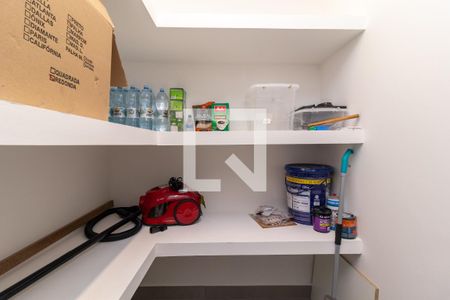 Apartamento à venda com 80m², 2 quartos e 2 vagasDespensa da Cozinha