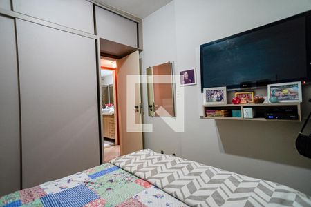 Apartamento à venda com 110m², 3 quartos e 1 vagaQuarto 2