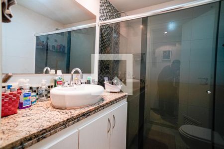 Apartamento à venda com 110m², 3 quartos e 1 vagaBanheiro da Suíte