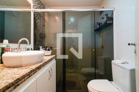 Apartamento à venda com 110m², 3 quartos e 1 vagaBanheiro da Suíte