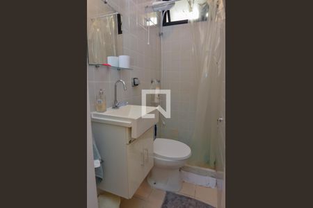 Apartamento à venda com 236m², 3 quartos e 2 vagas Apartamento à venda com 236m², 3 quartos e 2 vagasBanheiro 4