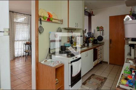 Apartamento à venda com 236m², 3 quartos e 2 vagas Apartamento à venda com 236m², 3 quartos e 2 vagasCozinha