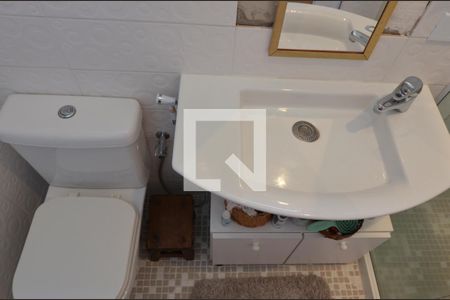 Apartamento à venda com 236m², 3 quartos e 2 vagas Apartamento à venda com 236m², 3 quartos e 2 vagasBanheiro Social