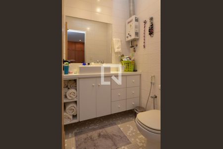 Apartamento à venda com 236m², 3 quartos e 2 vagas Apartamento à venda com 236m², 3 quartos e 2 vagasBanheiro do Quarto 3