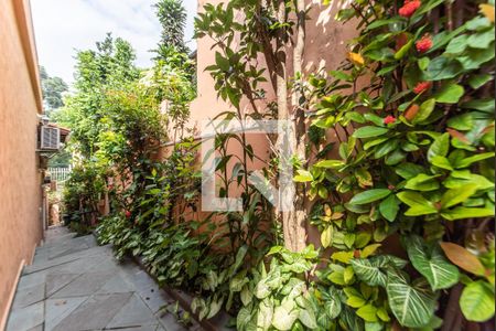 Casa à venda com 300m², 3 quartos e 4 vagasQuintal