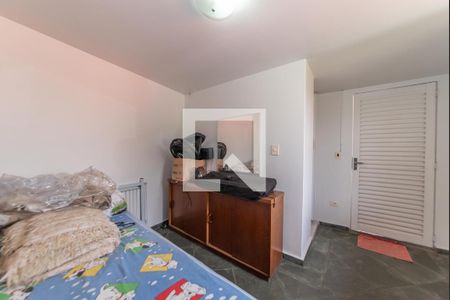 Casa à venda com 300m², 3 quartos e 4 vagasQuarto de Serviço