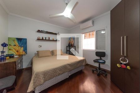 Casa à venda com 300m², 3 quartos e 4 vagasQuarto 2