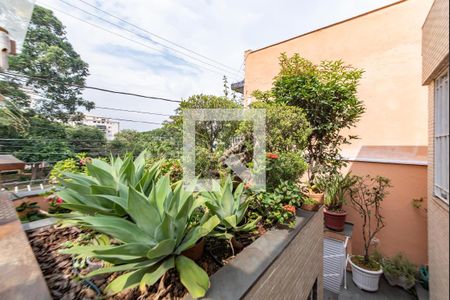 Casa à venda com 300m², 3 quartos e 4 vagasQuintal